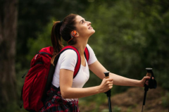 开放聆听,舒适稳定 JBL NEARBUDS音乐疾风开放式无线耳机